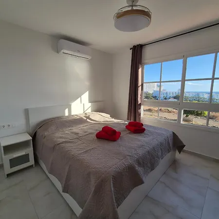 Paraiso View Duplex Penthouse * Кальяо-Сальвахе